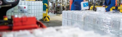 As part of the “Helping Hands” aid campaign, BASF is involved in the fight against the spread of the coronavirus with numerous actions and contributions. For example, BASF is donating hand sanitizer to healthcare facilities in many countries. The photo shows the Sokalan & Uvinul factory in Ludwigshafen, Germany. Since mid-April, around 100 metric tons of hand sanitizer have been produced there per week – in addition to the actual production of UV absorbers as well as additives for different applications such as detergents and cleaning agents and industrial formulations. Sanitizer is not normally part of BASF’s product portfolio. In order to cope with the corona pandemic, plants in Ludwigshafen and other locations were therefore converted in a very short time.