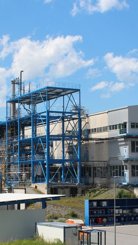 Le site BASF de Monthey est un centre de production important d’azurants optiques.
