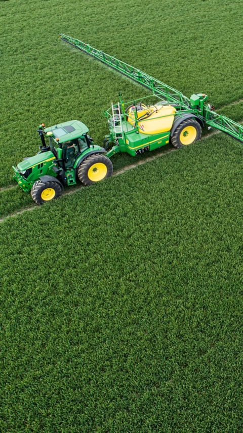 xarvio® FIELD MANAGER’S variable rate application maps for crop nutrition and spraying can be used by John Deere’s sprayers like its R944i model, reducing fungicide use and improving profit.