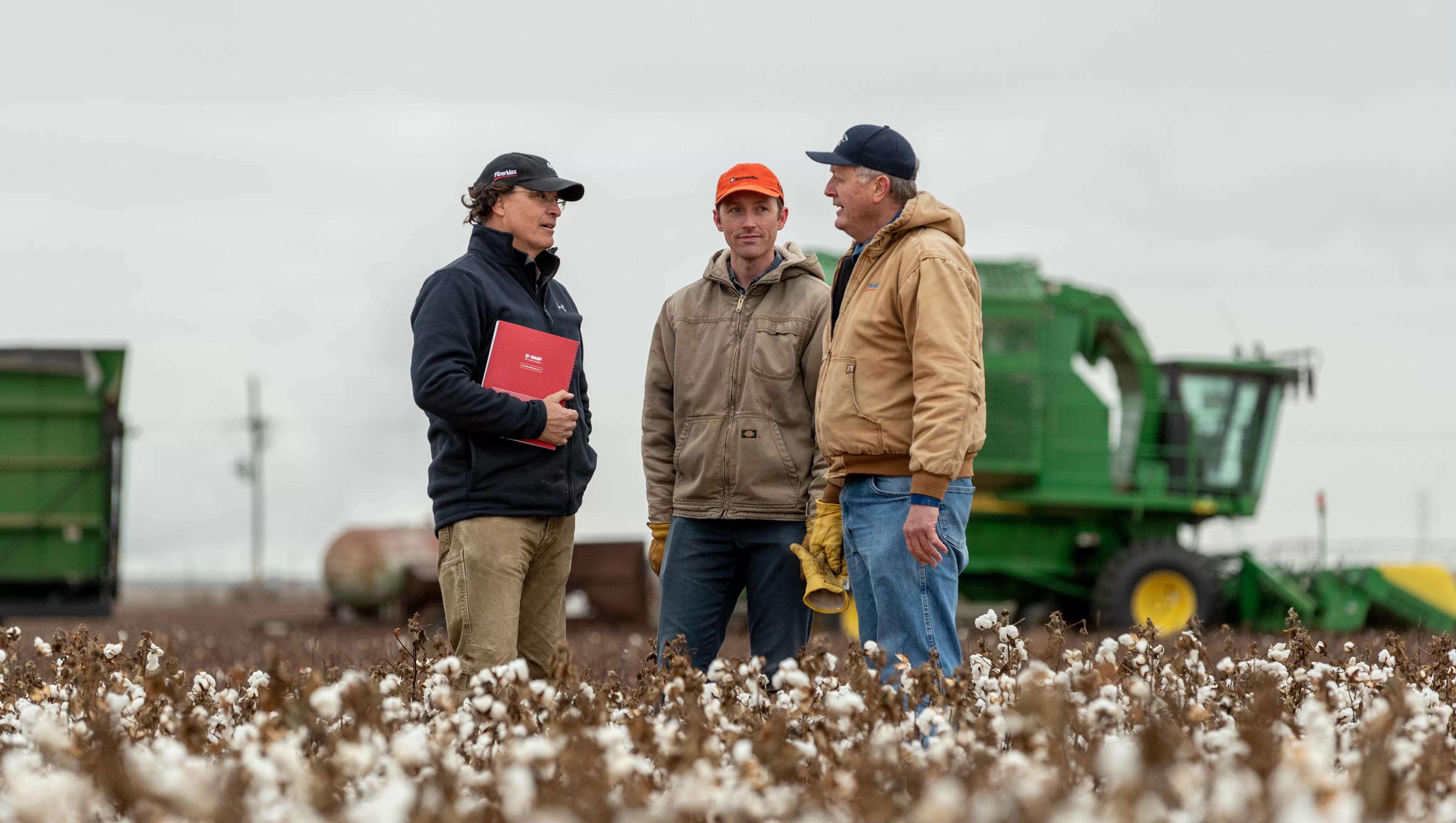 BASF\'s e3 Cotton record celebrates Sustainable enrollment program grower